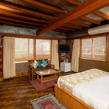 Shobla Kaathkuni Royale Hotel Kullu Ngoại thất bức ảnh